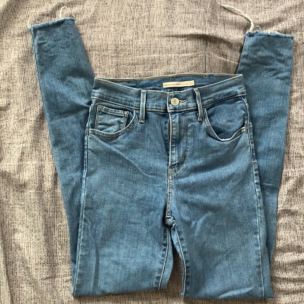 Levi’s High Rise Skinny Jeans
